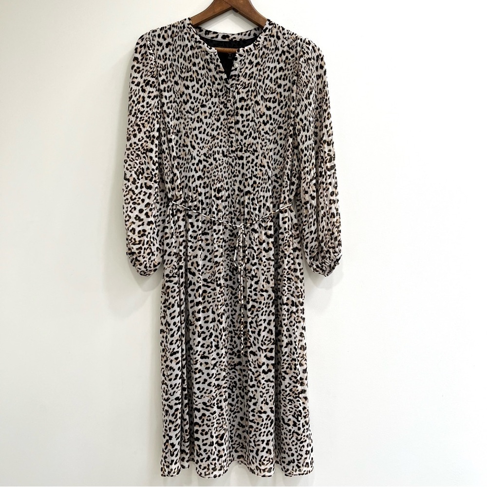 Banana Republic pleated midi dress leopard print long sleeve small petite